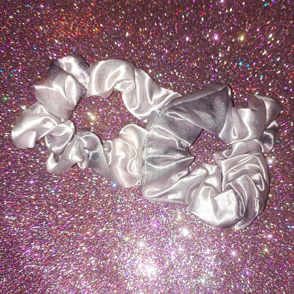 Set of 2 Kitsch Satin Sleep Scrunchies in Marble